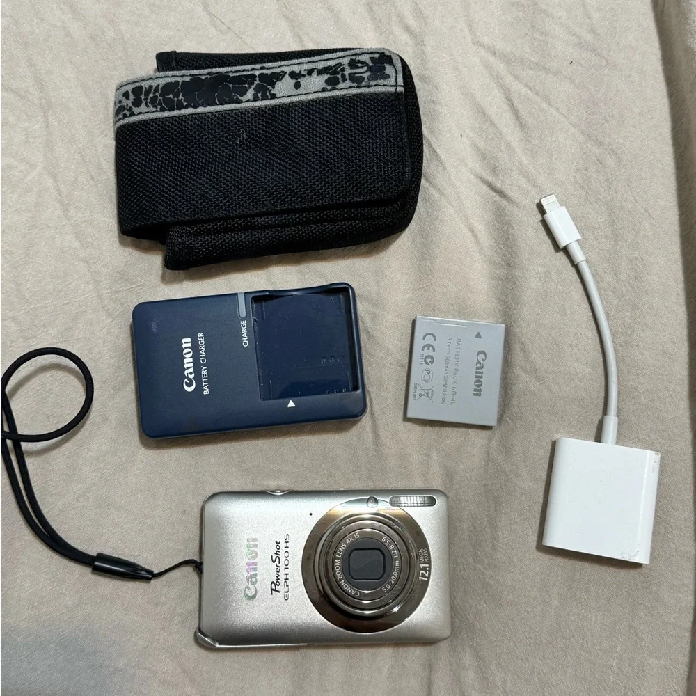 Canon Silver Digital Camera with Compact Design and High-Quality Lens